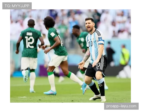 阿根廷队高效反击延续晋级希望,世界杯征程再添竞争力 阿根廷队高效反击延续晋级希望,世界杯征程再添竞争力